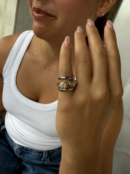 GLO yellow gold pinky ring